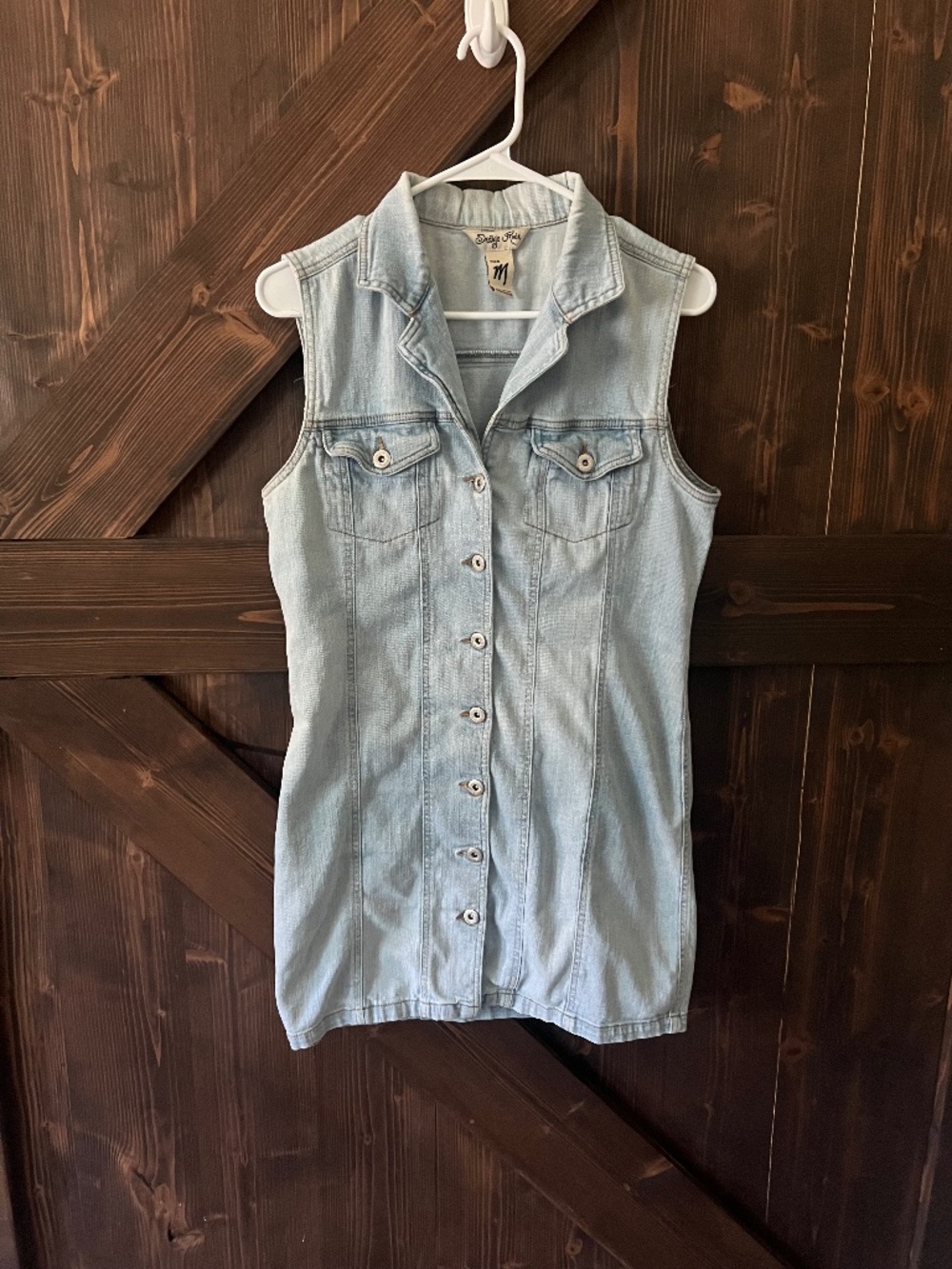 Indigo Rein Light Wash Denim Dress – Size M